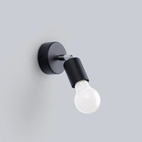applique-murale-iris-sur-mur-blanc